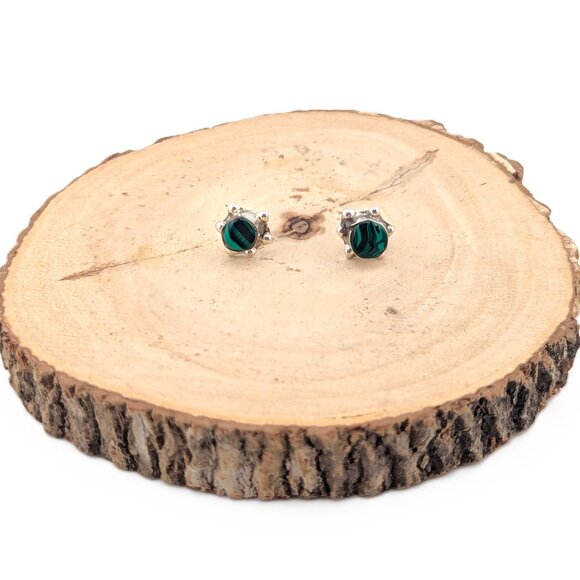 Handcrafted Navajo Turtle Stud Earrings Malachite Stone Native American Jewelry* - Picture 3 of 10